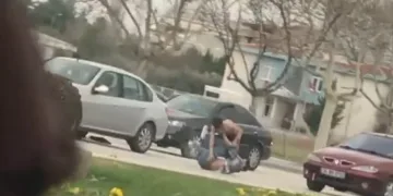 Bursa’da yol verme kavgası! Birbirlerine girdiler
