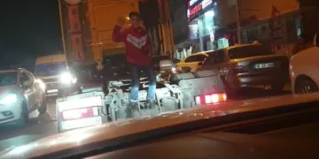 Bursa’da TIR arkasında ölümüne yolculuk