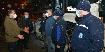 Yıldırım Belediye Başkanı’ndan kar mesaisi