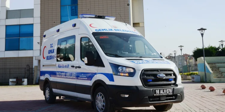Gemlik’te hasta nakil ambulansı hizmete başlıyor