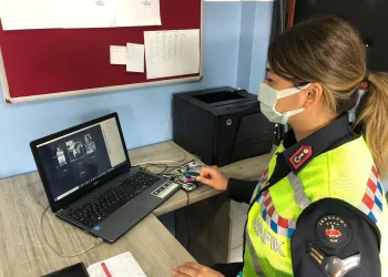 Bursa’da jandarmadan bin 336 öğrenciye trafik eğitimi!