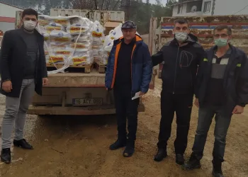 Bursa’da 300 aileye gıda yardımı