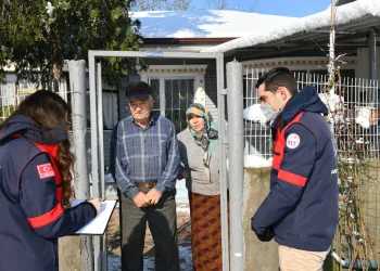 Mobil saha ekibi kar-kış dinlemiyor