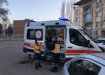 Karantinada olaması gerekiyordu! Yankesicilik yaparken yakalandı