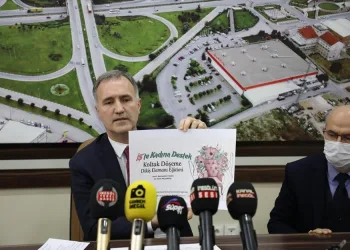 İnegöl Belediyesi’nden koltuk döşeme kursu