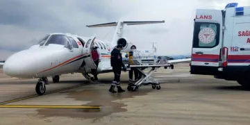 3 günlük bebek uçak ambulansla Bursa’ya sevkedildi