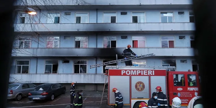 Romanya’da pandemi hastanesinde yangın: 4 ölü
