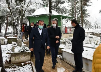 Hasan Dede Türbesi’nin çevre düzenlemesi yapıldı