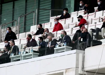 Türkiye Futbol Federasyonu Bursaspor-F.Antalyaspor maçına çıkarma yaptı