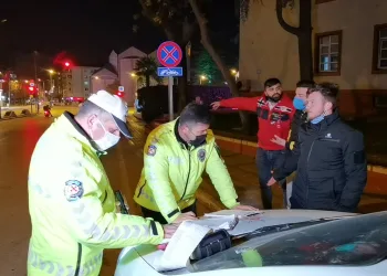 Bursa’da polis ceza yazdı akıllanmadı