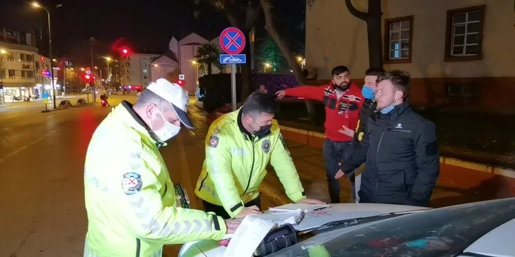Bursa’da polis ceza yazdı akıllanmadı