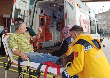 Bursa’da marangoz elektrikli testere ile kolunu kesti
