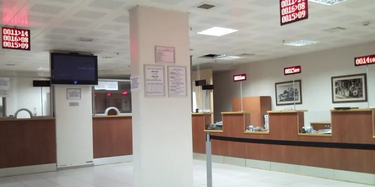 4 banka saatlerini güncelledi