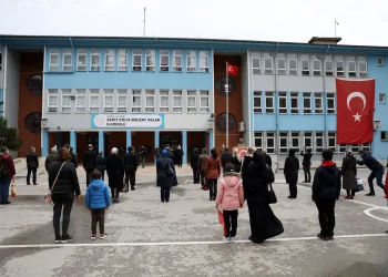 Bursa’daki okullarda İstiklal Marşı coşkusu