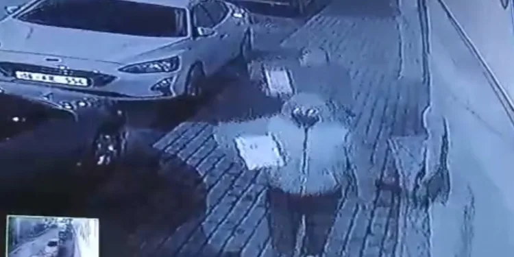 Bursa’da girdikleri iş yerinde ısıtıcı çaldılar