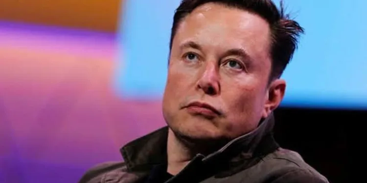 Elon Musk’tan WhatsApp’ın kararına tepki