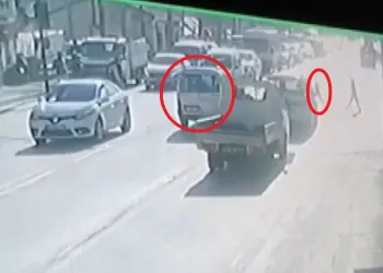 Bursa’da kırmızı ışıkta dehşet anları!