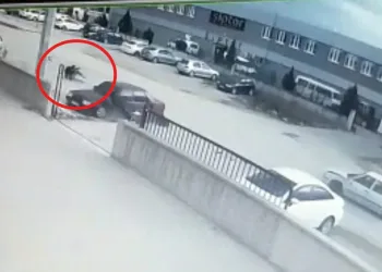 Bursa’da feci kaza! 20 metre sürüklendiler