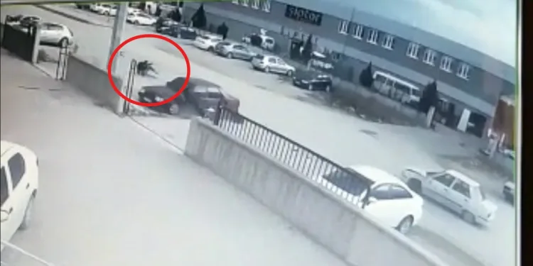 Bursa’da feci kaza! 20 metre sürüklendiler
