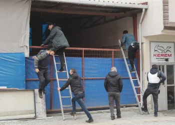 Bursa’da hareketli dakikalar! Polise ateş açıp kaçtı