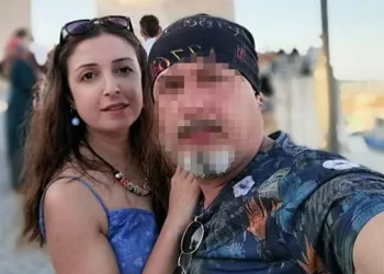 Eski erkek arkadaşı tarafından servis beklerken öldürüldü