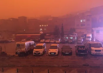 Çöl tozu uyarısı: Virüs havada daha fazla kalır