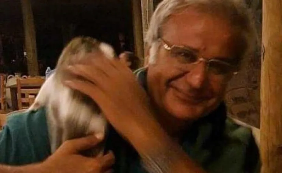 Öğretim üyesi evinde ölü bulundu