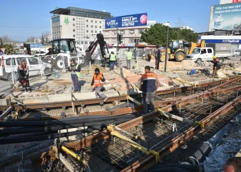 T2 tramvay hattında çalışmalar hız kazandı