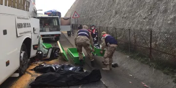 Şanlıurfa’da feci kaza: 3 ölü, 30 yaralı