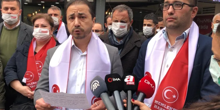CHP Yalova İl Başkanlığı’nda toplu istifa