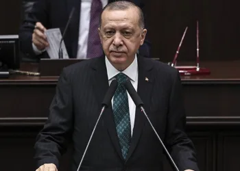 Tüm partilere “Yeni Anayasa” çağrısı