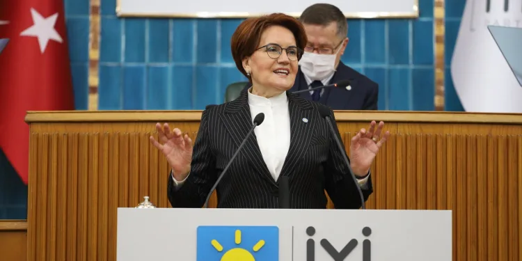 Akşener grup toplantısında konuştu