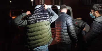Bursa’da kumar baskınında savunmalar pes dedirtti