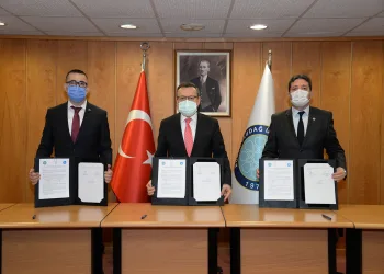 Lisansüstü eğitim programları için iş birliği protokolü