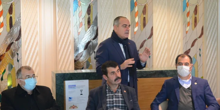Başkan Sertaslan kırsal mahalle muhtarlarıyla buluştu