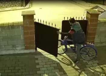 Bursa’da bisikleti alıp böyle gitti