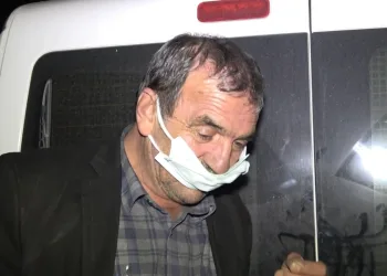 Bursa’da aşırı alkollü adam evinin yolunu unuttu