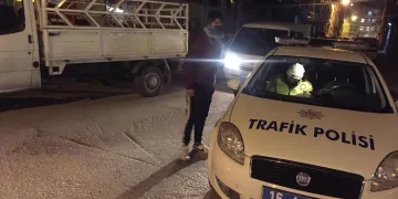 Kısıtlamada arkadaşını eve bırakması pahalıya patladı