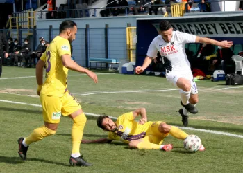 Karacabey Belediyespor evinde Eyüpspor’a 2-0 mağlup oldu
