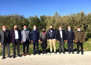 Milletvekili Işık Bursalı zeytincileri dinledi