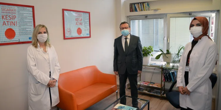 Rektör Kılavuz’dan sigarayı bırakmak isteyenlere açık çağrı