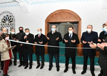 Bursa Mustafakemalpaşa’da külliye ibadete açıldı