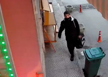 Bursa’da 600 yıllık camiyi soydu