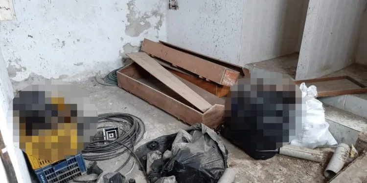 Bursa’da tepki çeken görüntü! Tabut ve içki şişeleri yan yana
