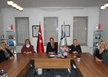 Kadınlardan DOSABSİAD Başkanı Çevikel’e destek