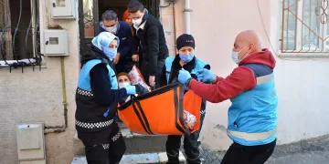 200 kişilik karla mücadele timi