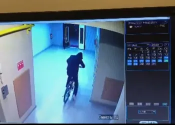 Bursa’da bisiklet hırsızı kamerayı hesaba katmadı