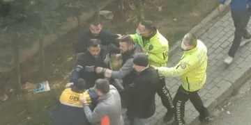 Bursa’da tekme ve yumruklar havada uçuştu