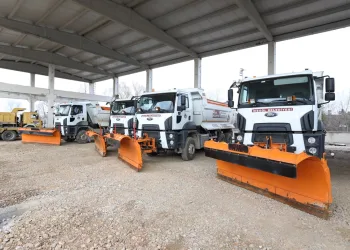 Bursa İnegöl Belediyesi kar yağışına hazır