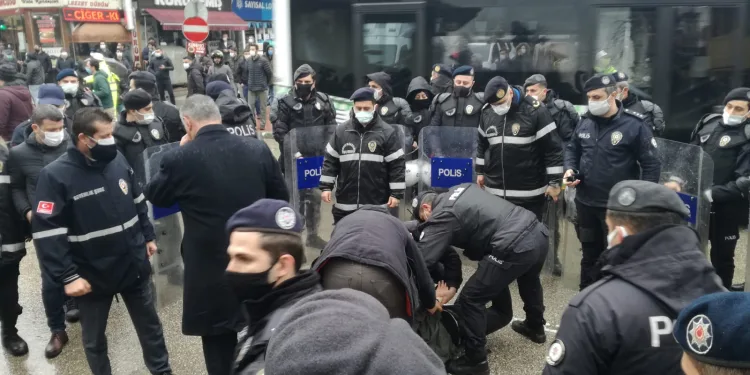 Bursa’da Boğaziçi gösterisi! Çok sayıda gözaltı